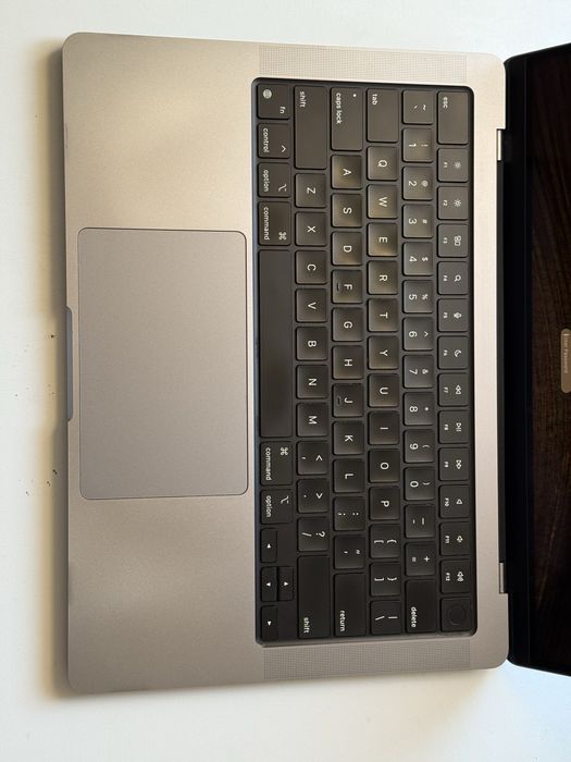 Macbook Pro 14” | M1 MAX | 64GB | 2TB