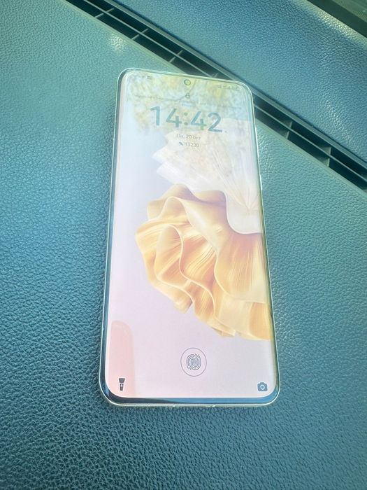 Huawei p60 pro...