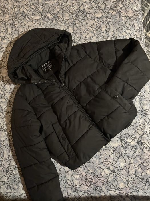 Черно дамско яке размер S