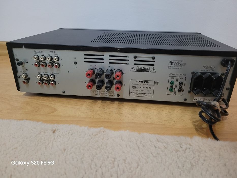 Vand amplificator onkyo a8940