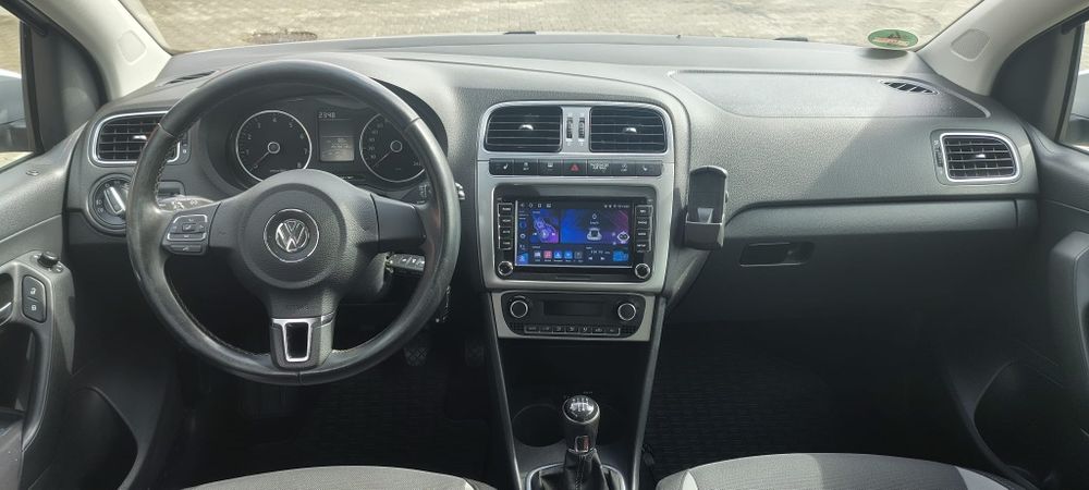 VW Polo 1.2 TSI / 2014 / Euro 5 /Navigație / Senzori parcare