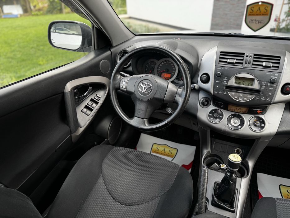 Toyota Rav4 / Diesel D4D  / 4x4 / Cash sau rate