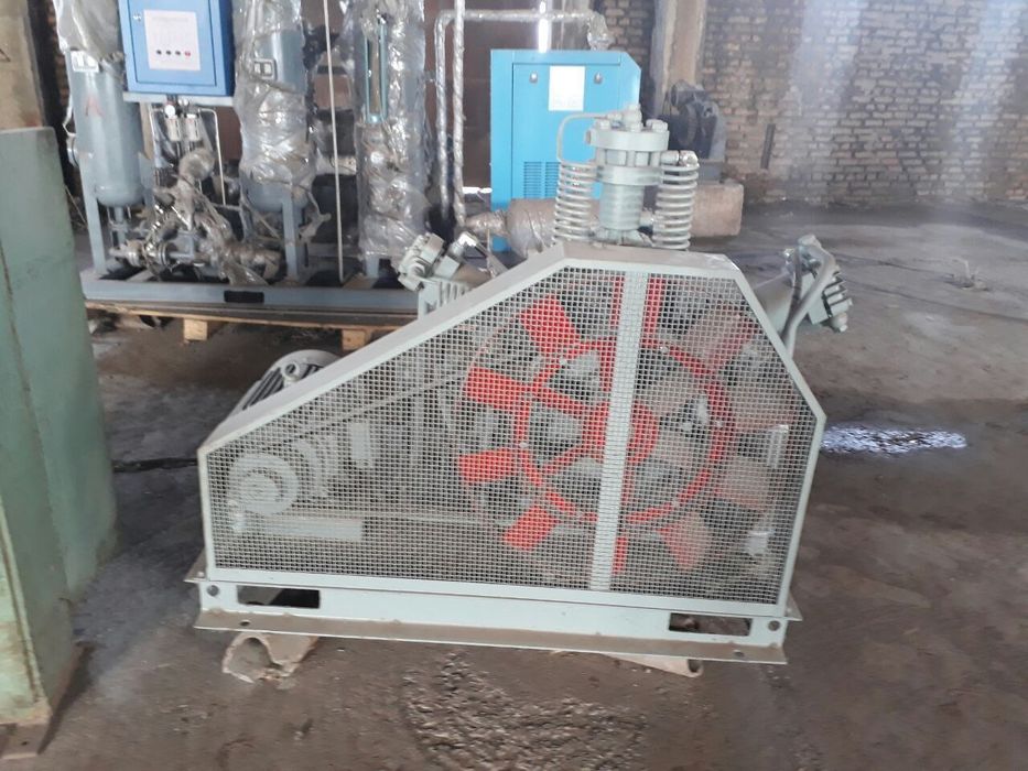 Дожимающий высоко давления компрессор для кислород и азота