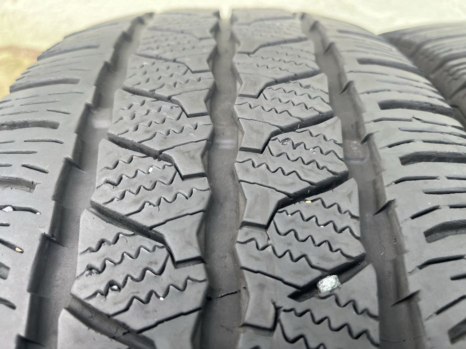 4бр 235/65/16с на 6мм с 24дот Континентал