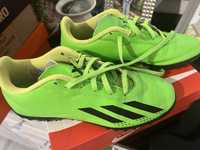 Adidasi sport 36,5 teren sintetic Adidas