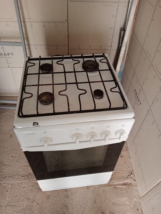 Продам газовую плиту Лада