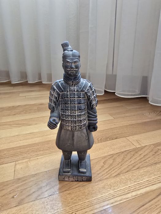 Продаётся Теракотовая Армия Китая