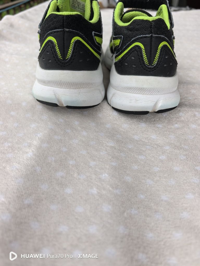 Маратонки asics номер 31.5 стелка 19.5