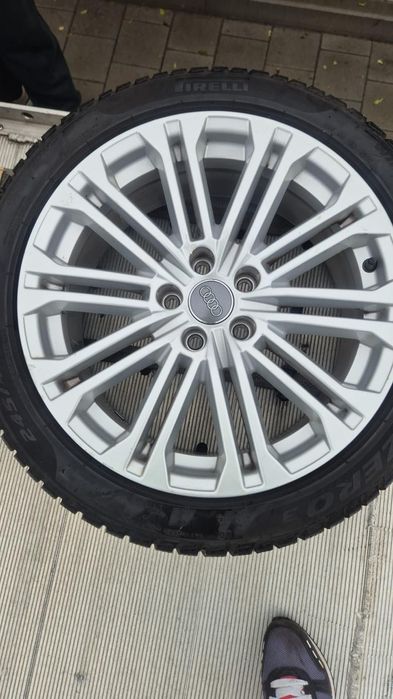 Jante audi r18 ,a4,a5,a6,5x112,cu anvelope iarna 245/40/18