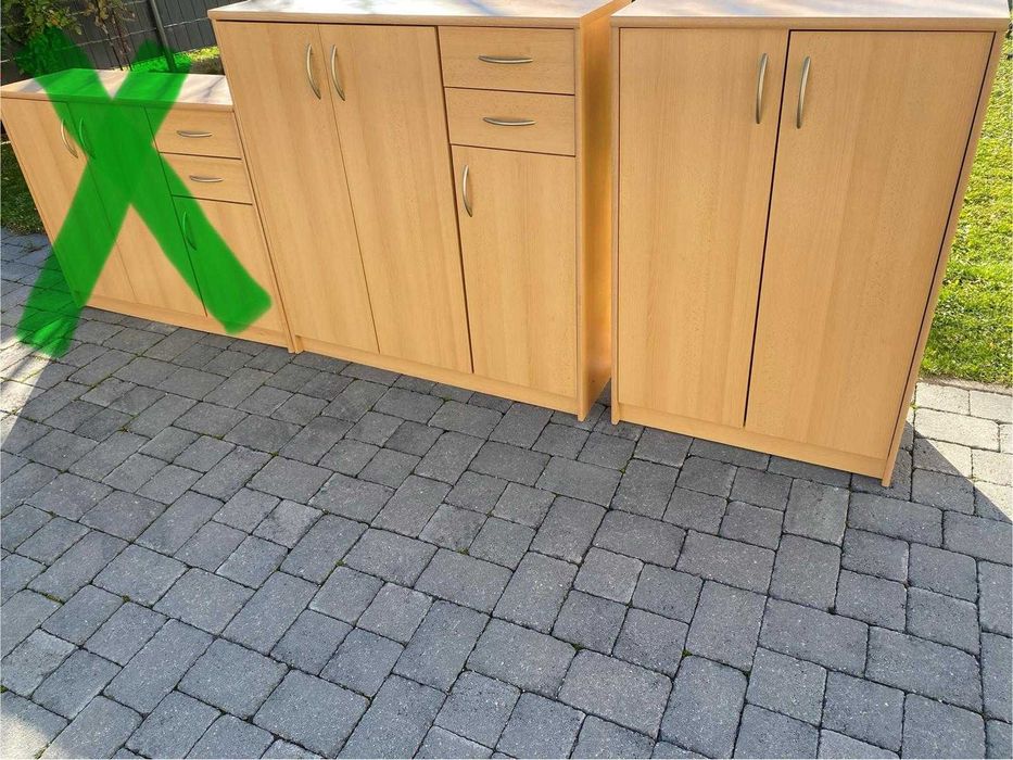 Vând comode în stare bună