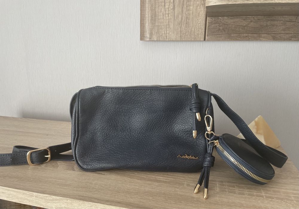 Geantă nouă, crossbody, bleumarin închis