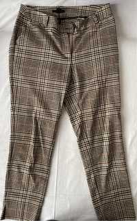 Pantaloni in carouri H&M