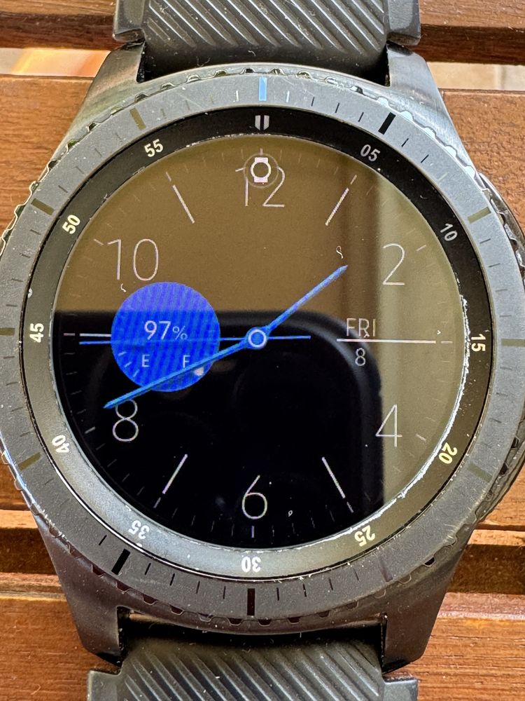 Часовник Samsung Gear S3 frontier