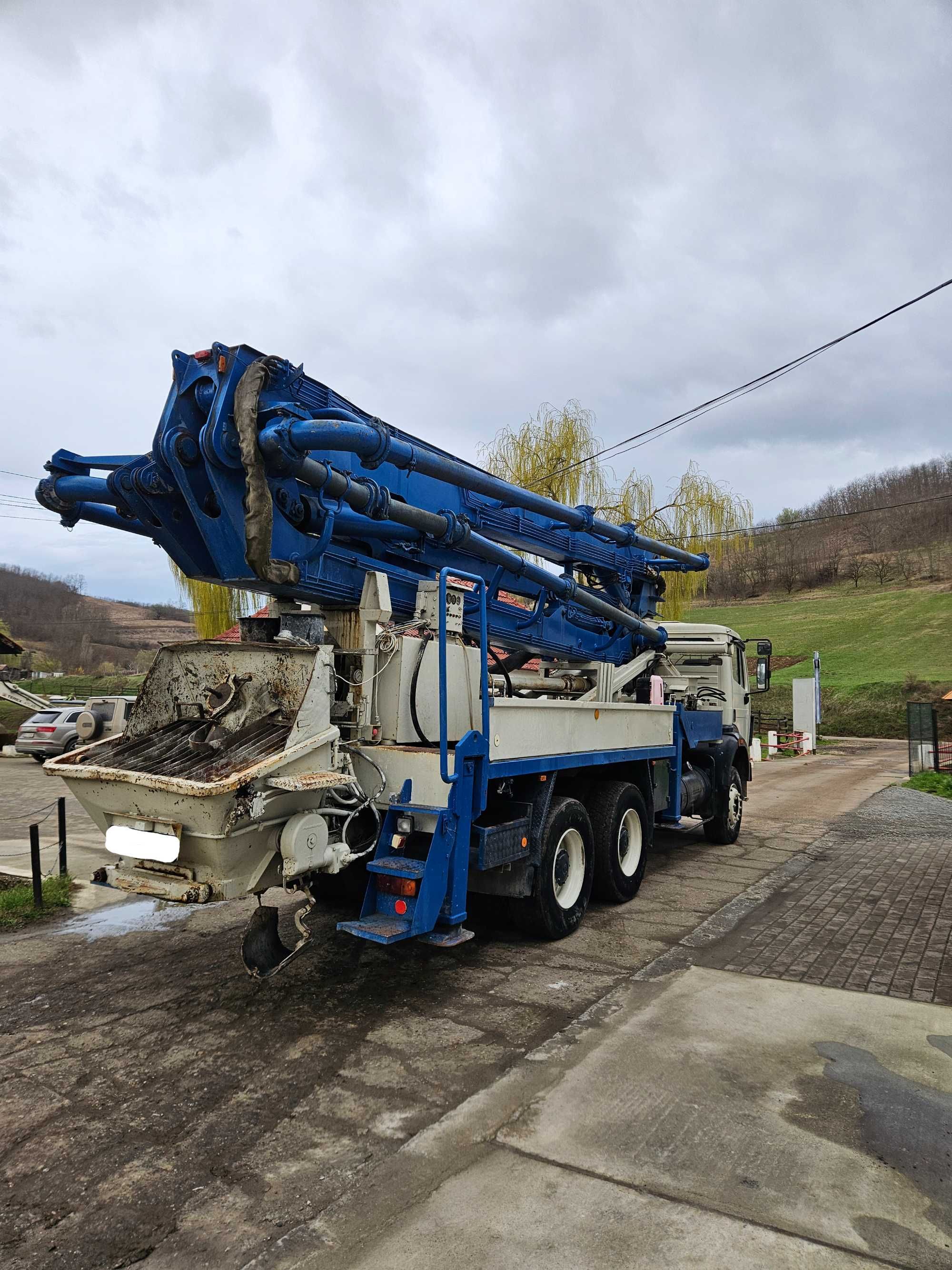 SCHIMB/Vand  Pompa de beton Mercedes SK Putzmeister MT32.4/125