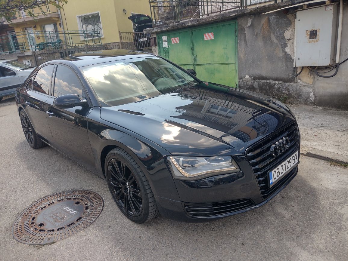 Ауди А8, 4.2TDI/2011г.