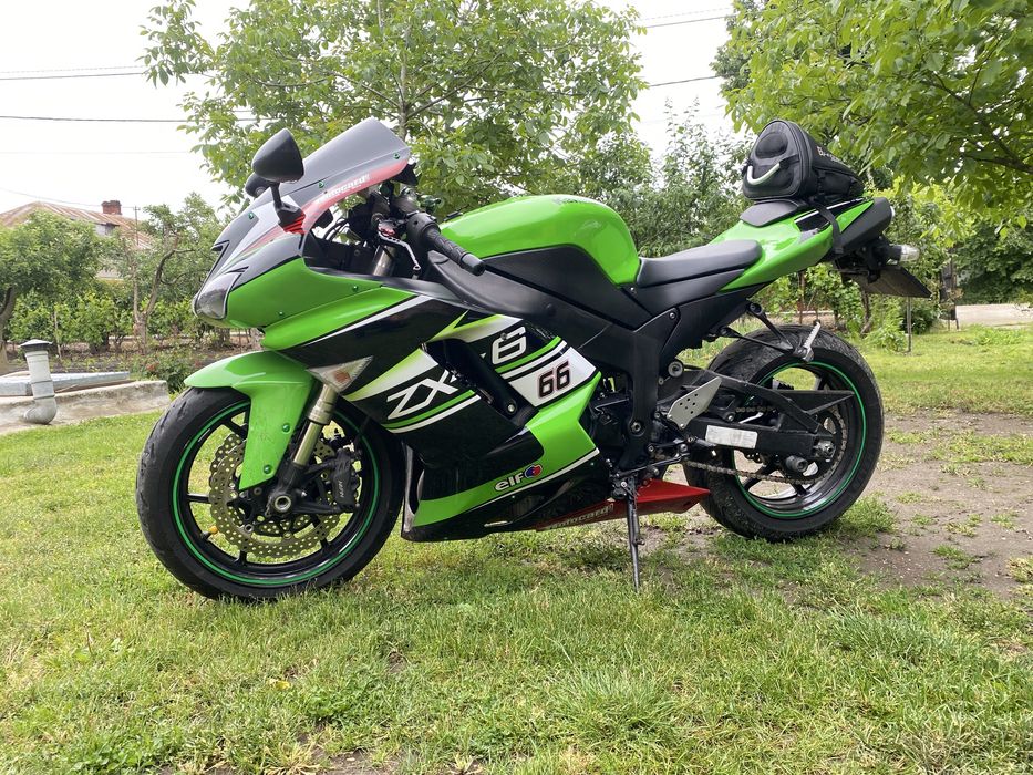 Kawasaki zx6R 2008