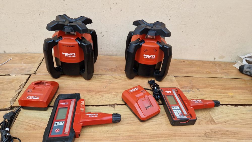 Nivela laser Hilti PR 2 - HS  / PR 30 - HVS