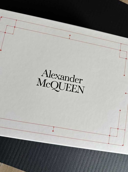 Alexander Mcqueen