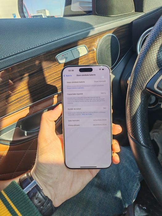 Vând iPhone 16 Pro Max,Natural Titanium,256Gb,baterie 100%