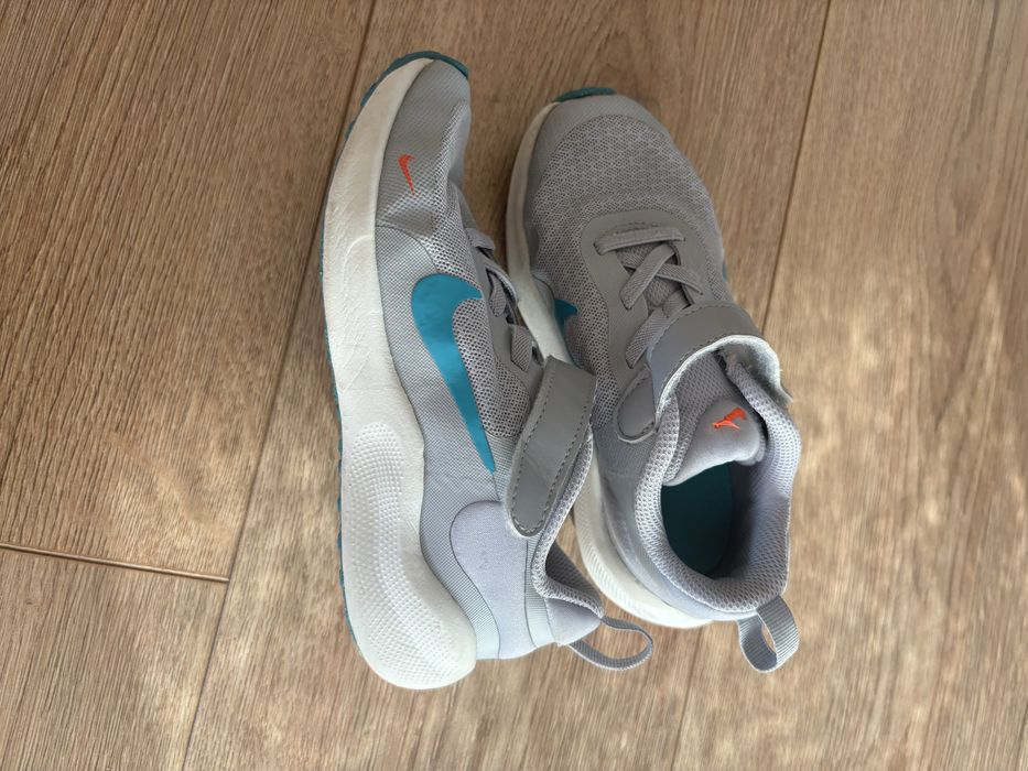 Маратонки nike от плат