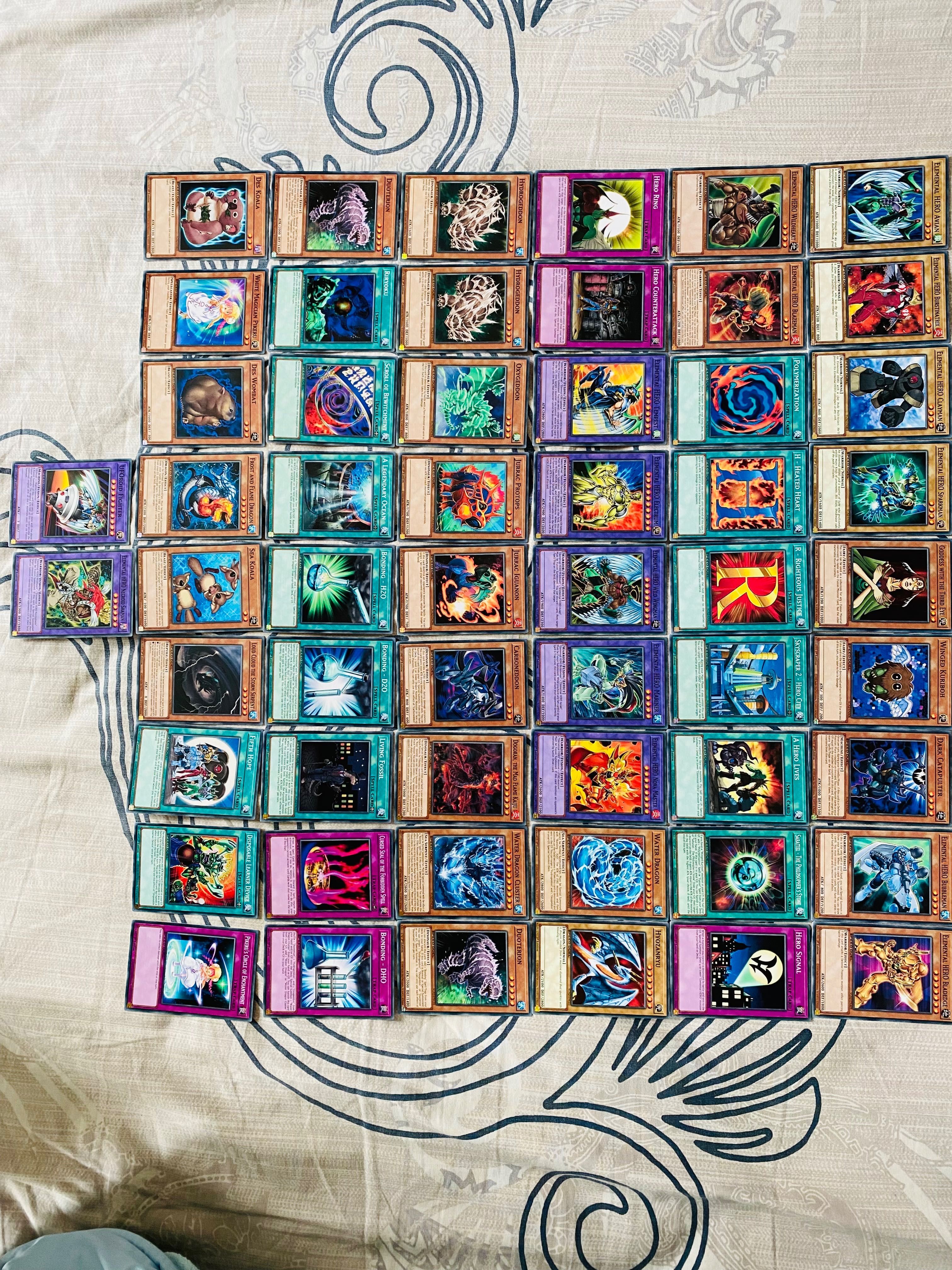 Предлагам Yu-Gi-Oh карти