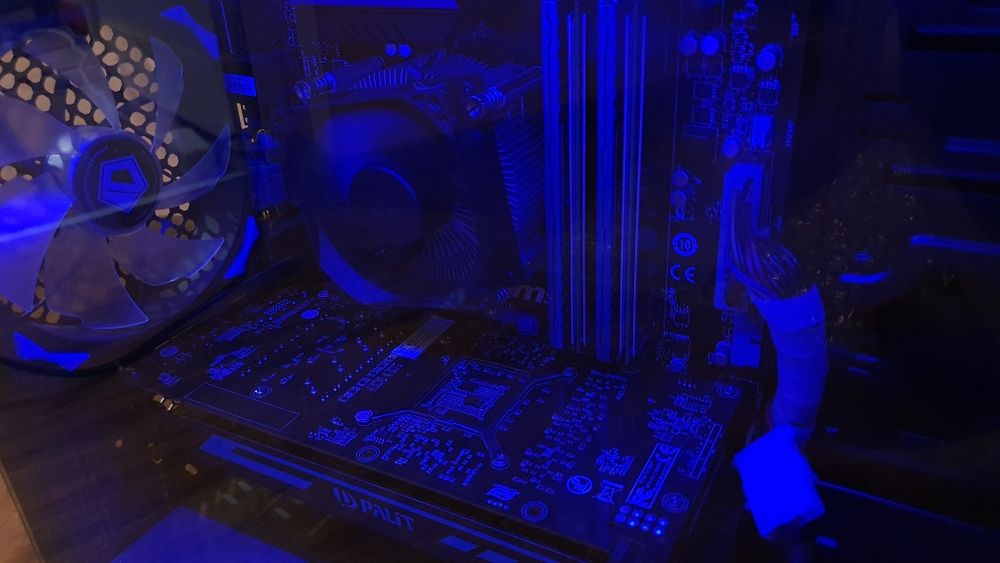 Бюджетен геймъриски компютър Gtx 1060 6gb / i5 / 16gb ram