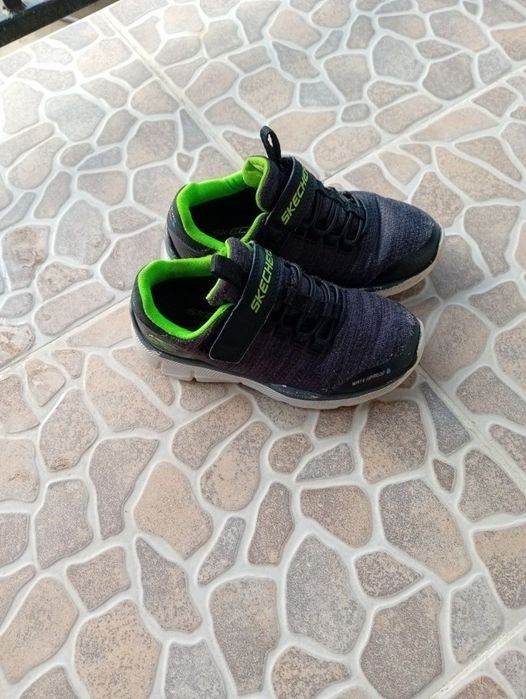 Pantofi sport adidasi copii Skechers 27.5 baieti interior masurat 17cm