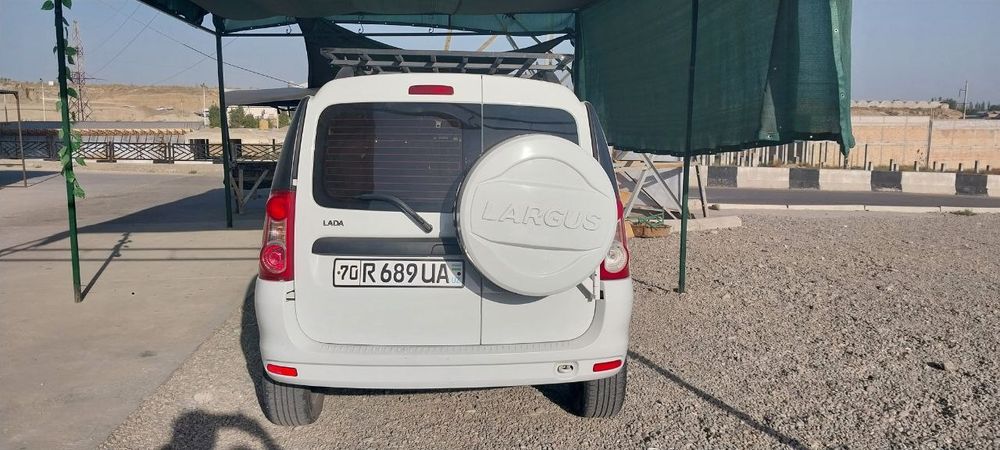 Lada Largus 2019 sotiladi