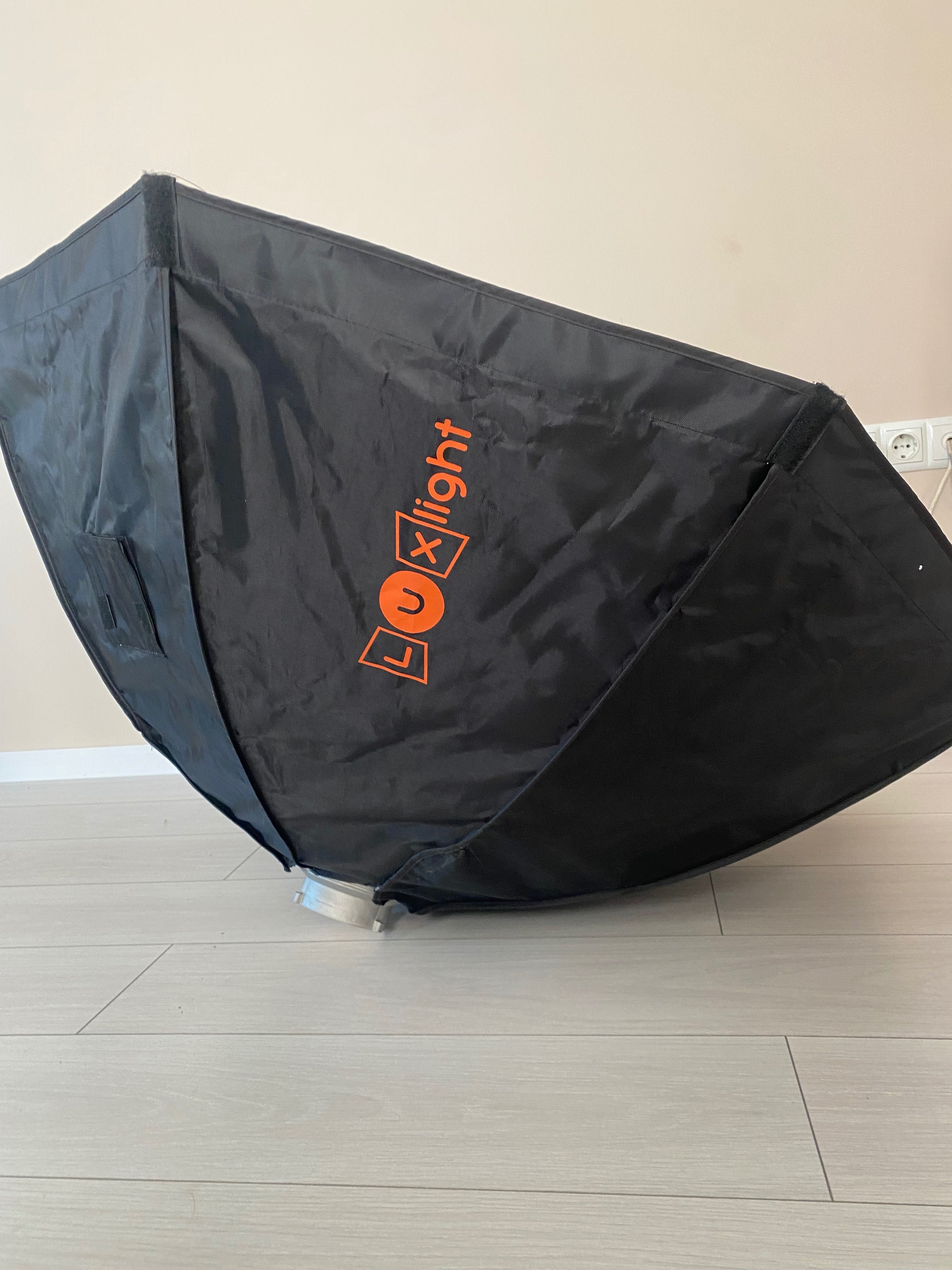 Professional Soft box Photographs
