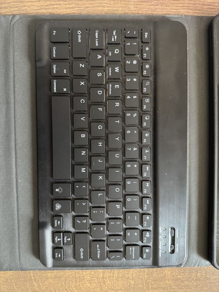 Tableta Lenovo Tab M11 + tastatura + stilou + husa