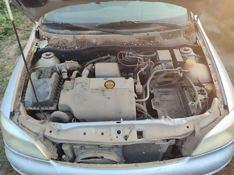 Vand opel astra g anul  2000