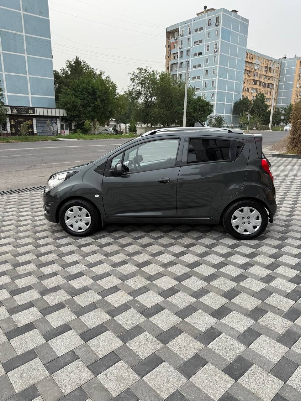Srochno Avtomat Spark Sotiladi