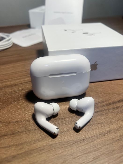Apple Airpods Pro ( Gen 2 )