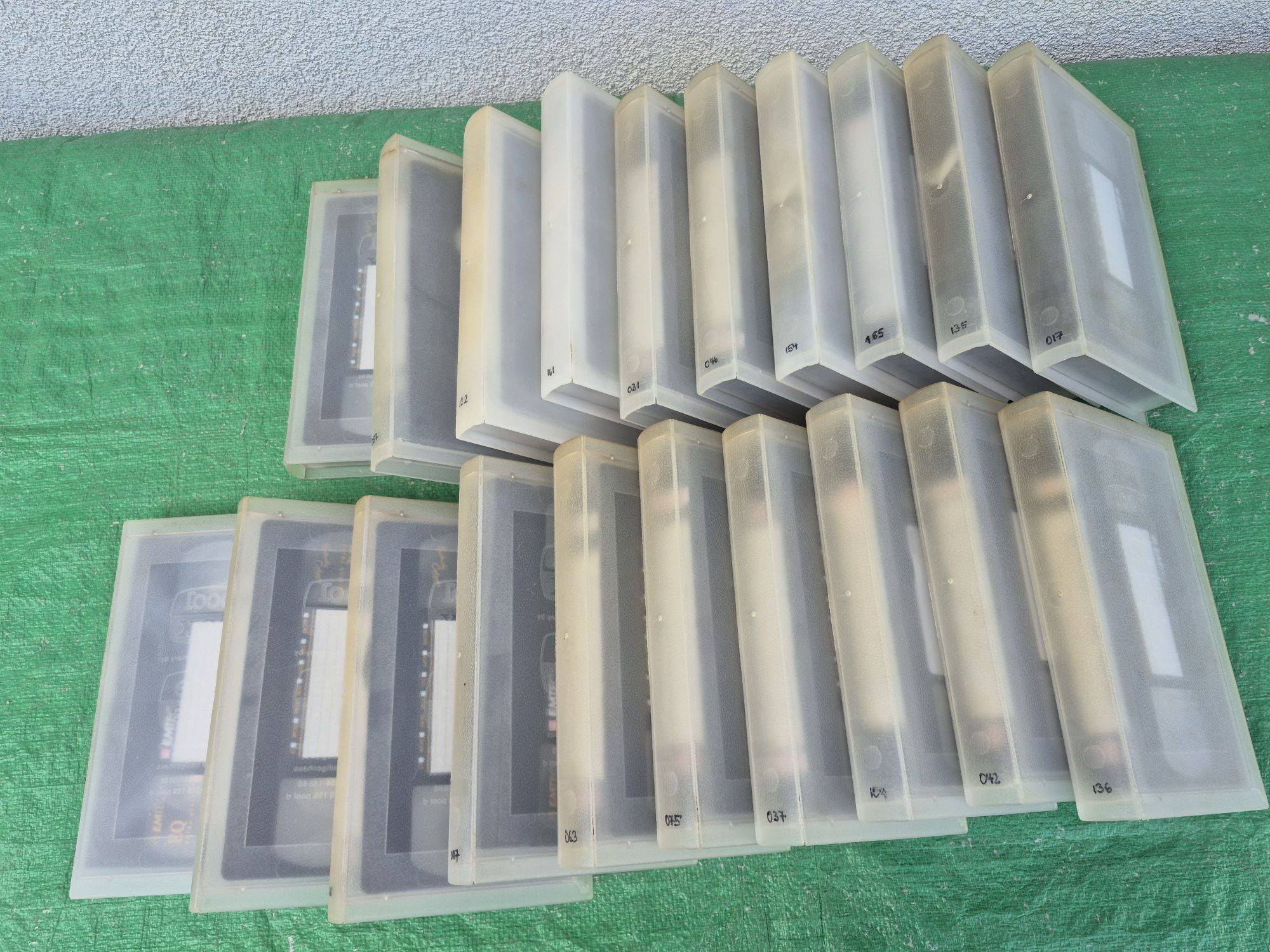 Vând 20 casete video VHS EMTEC originale 120 minute colectie de filme