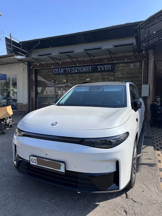 Leapmotor c 16 gibrid