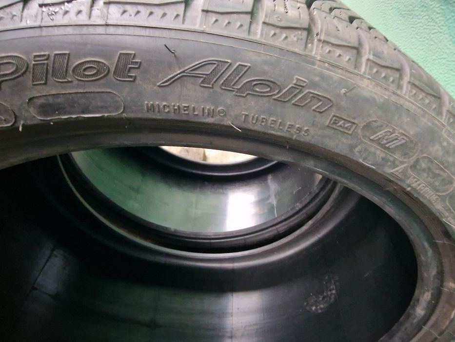 Anvelope 295/40R20 marca Michelin, DOT 2017,8.5 mm