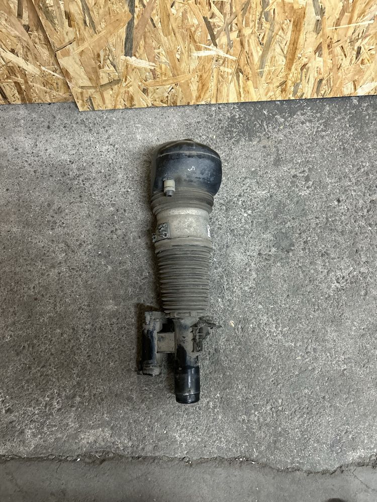 Amortizor / perna bmw G11 G12 x drive dreapta fata 2015-2023