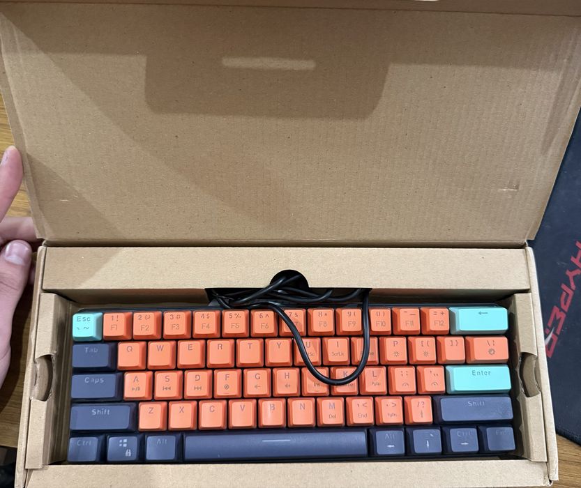 Клавиатура механическая