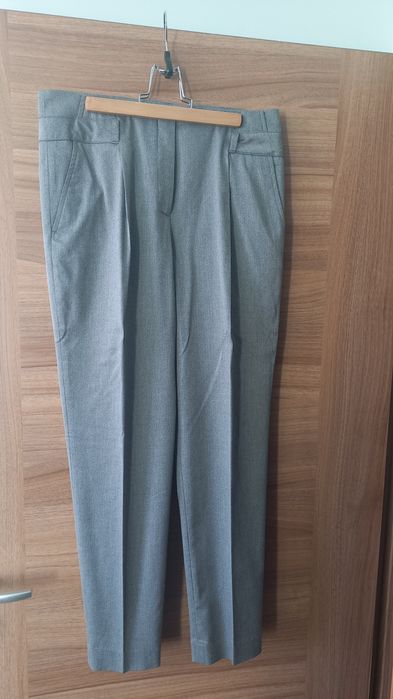 Pantaloni 3/4 Zara