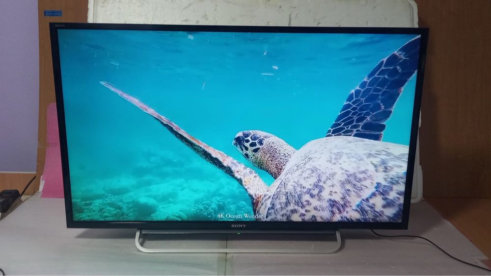 Телевизор Sony KDL-40W605B