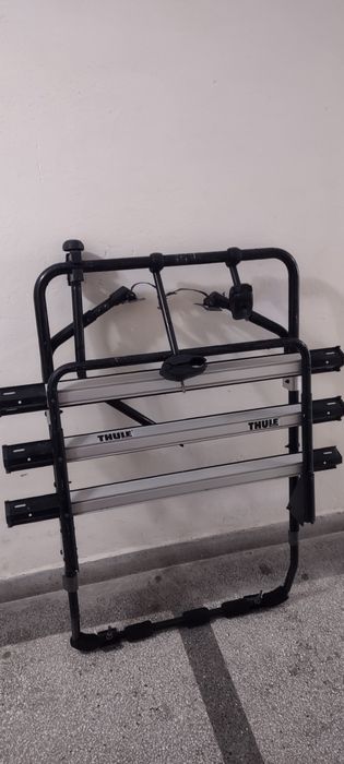 Автомобилен багажник за три велосипеда Thule