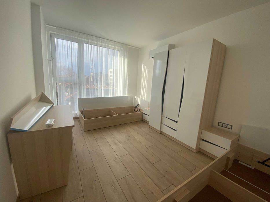 Дава се под наем Тристаен апартамент в София, Павлово - 90 кв.м за 1020 € - Снимка #1