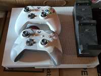 Consola MICROSOFT Xbox One S Second-Hand, ALB + 2 Controllere + Jocuri