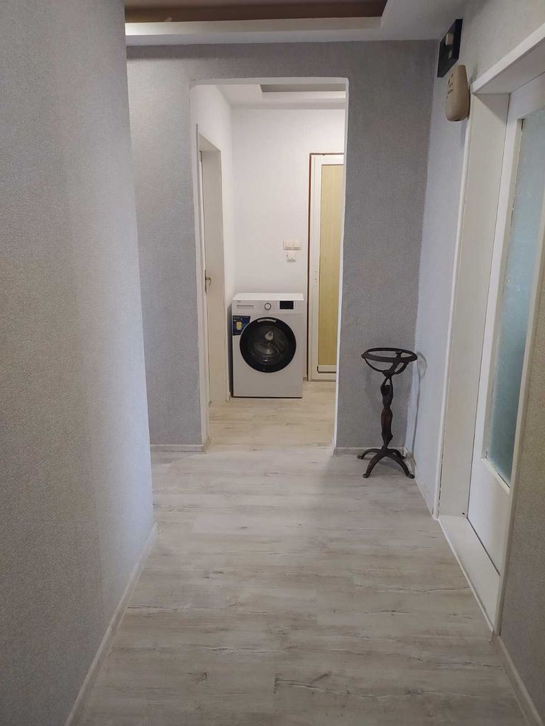 Продава се Тристаен апартамент в с. Айдемир, Област Силистра - 86 кв.м за 463 €/кв.м - Снимка #2