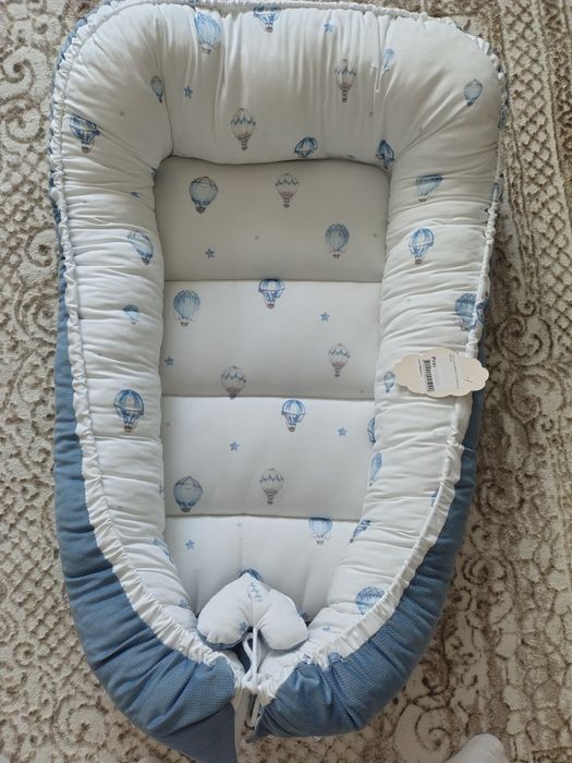 Saltea in forma de cuib  pentru bebeluși.