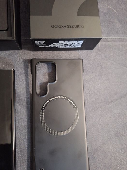 Телефон Samsung S22 Ultra