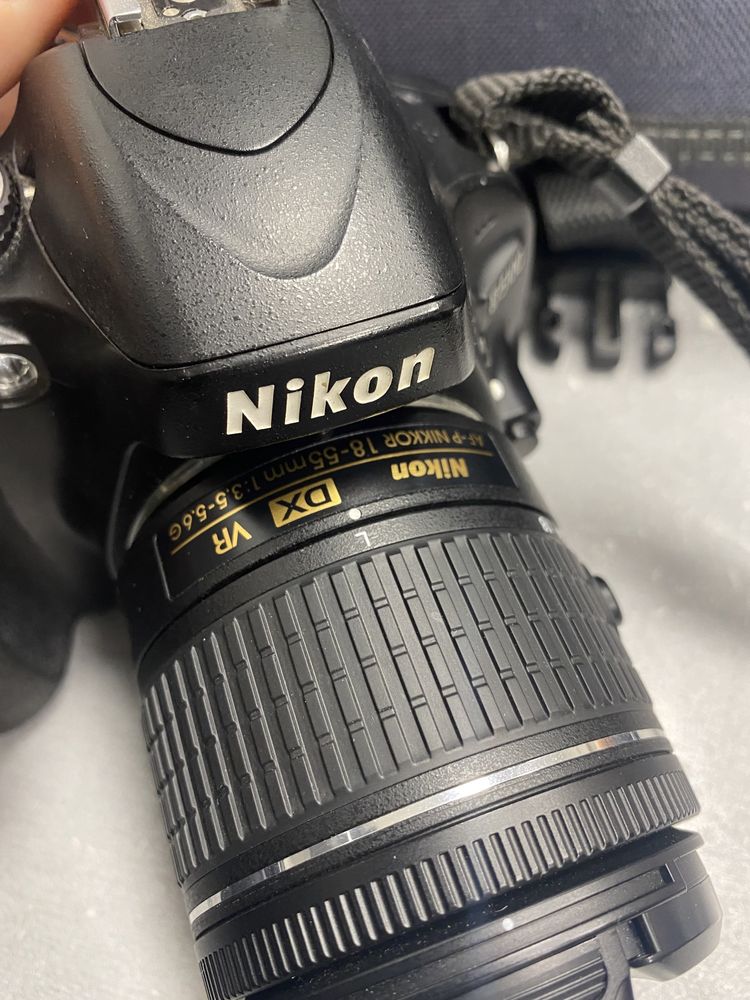 Комплект фотоапарат  nikon d5100 обектив nikkor 18-55