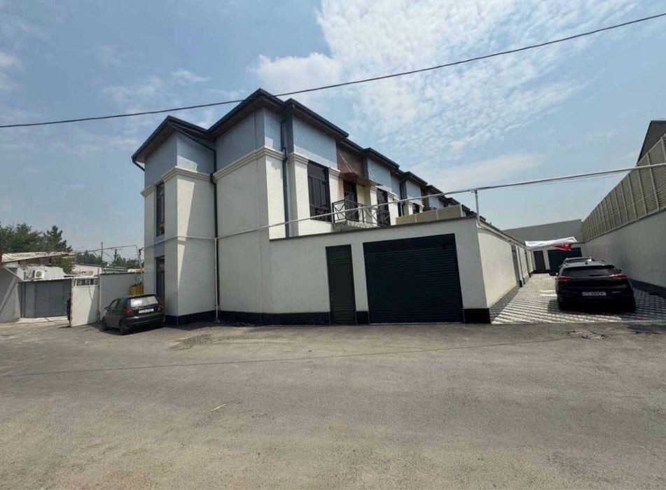 Продается коттедж. Карасу -6. Угловой. Мирзо Улугбекский район. Срочно