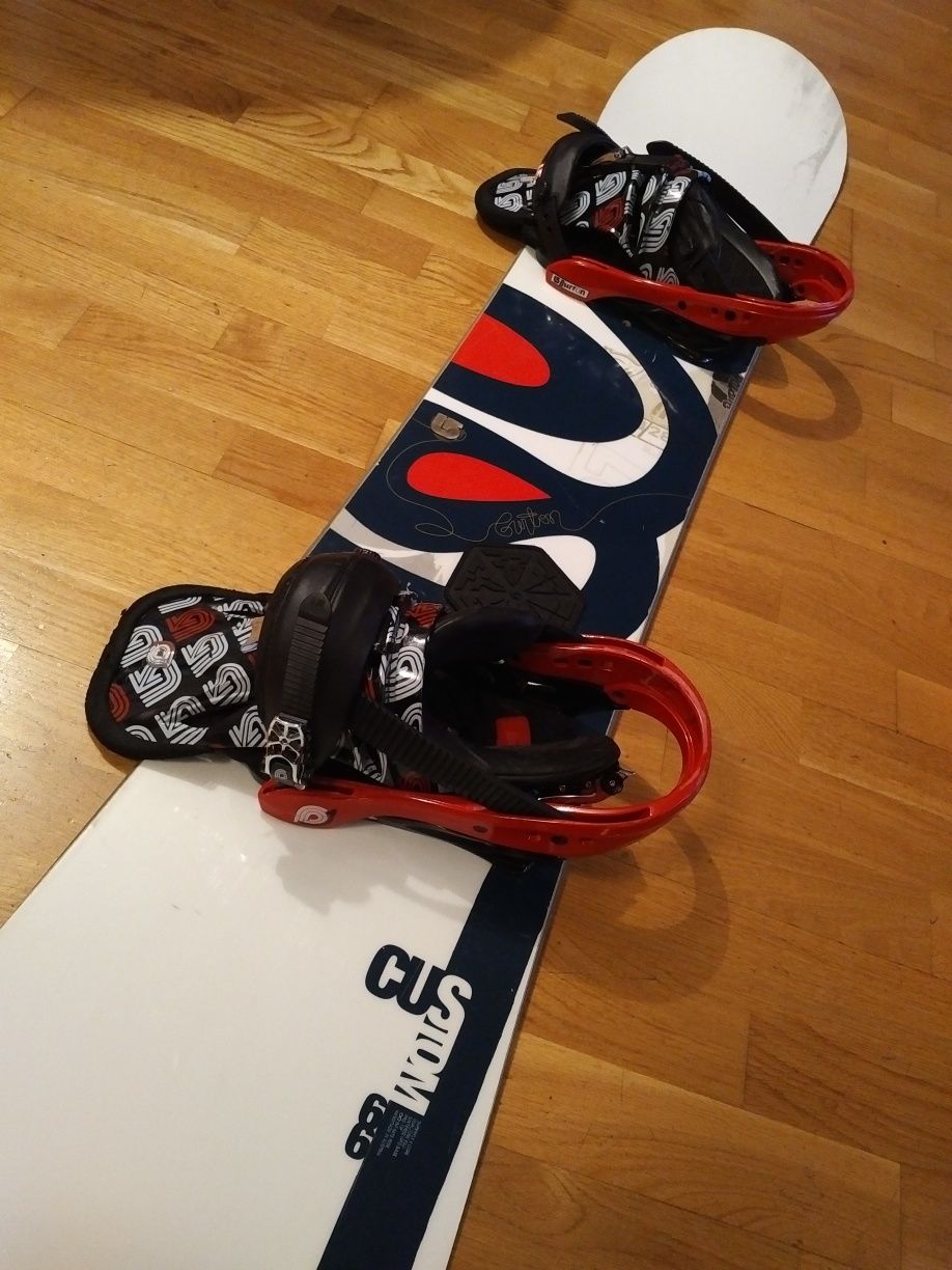 Snowboard Burton Custom 166 cu legături