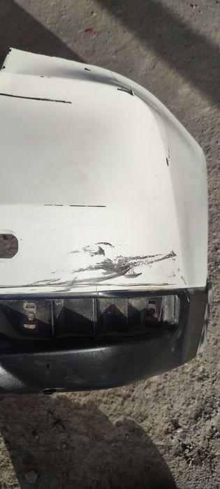 Бампер задний б/у